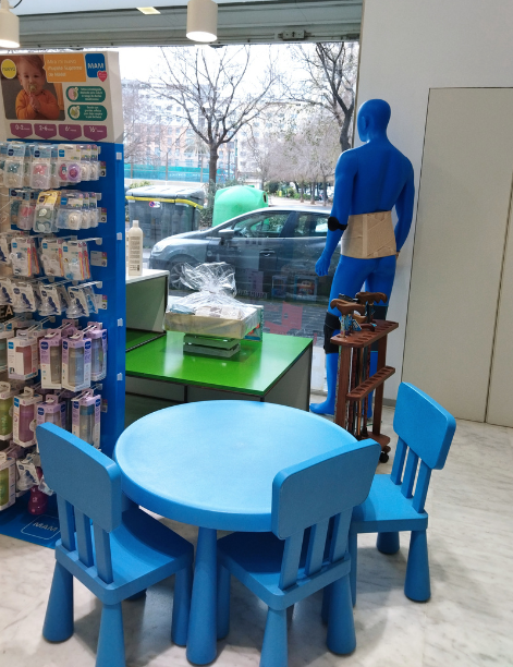 escaparate farmacia
